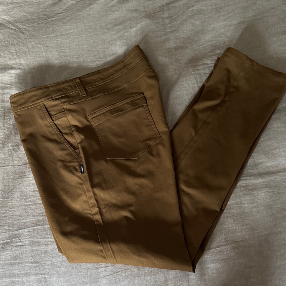 O'Neill Men's Tan Chinos